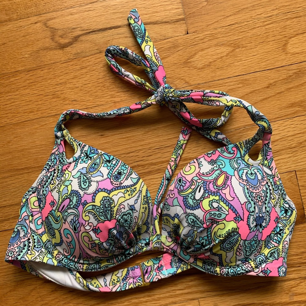 VS Bikini top size 34 B